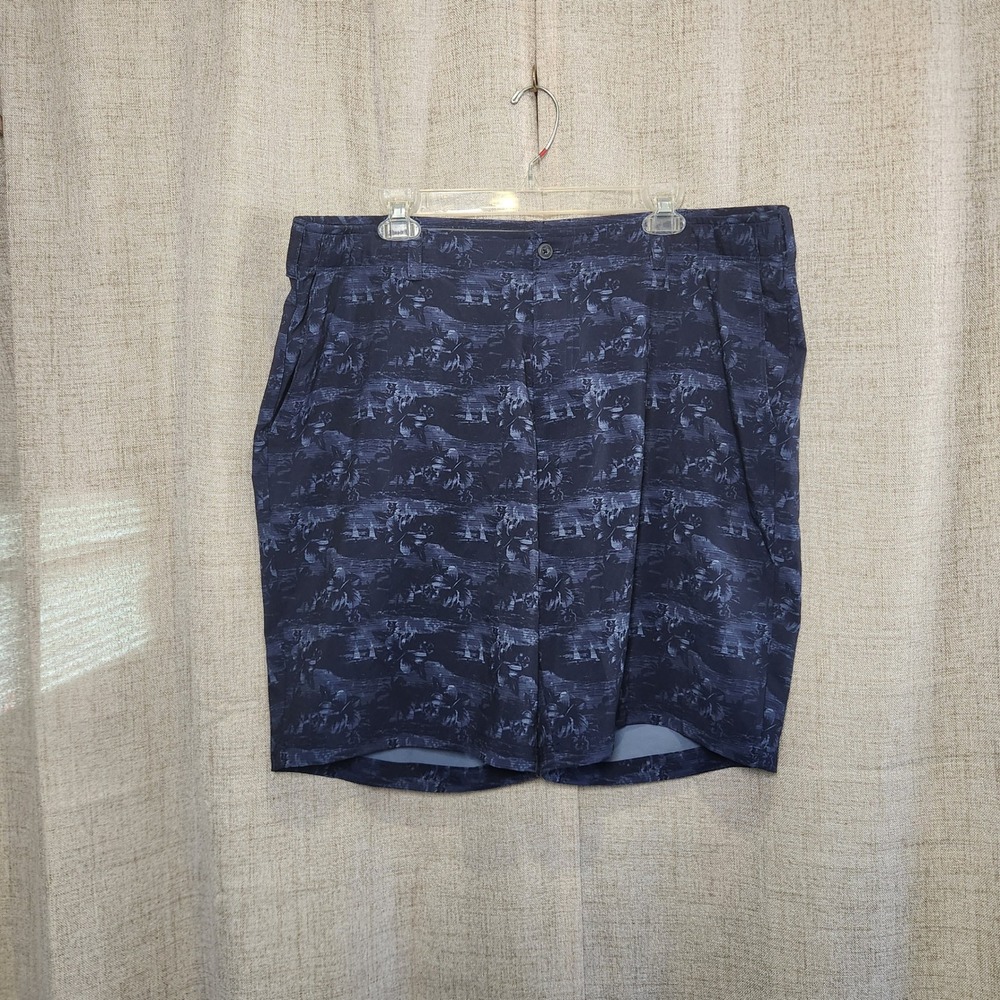Ben Hogan Bermuda Shorts Men's 42‎ Blue Floral Hawaiian Golf Casual Travel